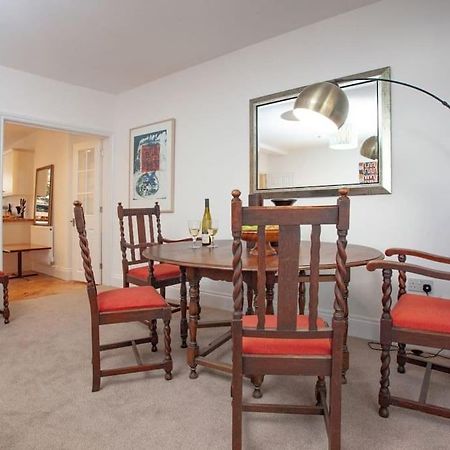 2 Central, Spacious, Apartment With Private Patio Sidmouth Kültér fotó